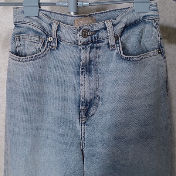NWOT 7forAM Luxe Vintage Wide Leg High Waist Raw Hem Stretch Faded Jeans Sz27/30 - Picture 3 of 8